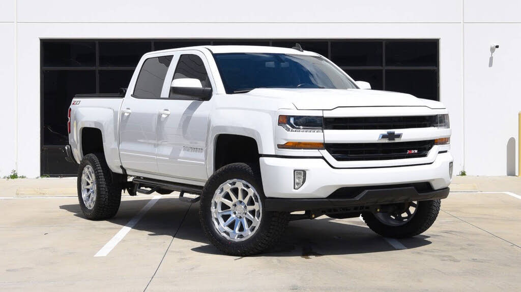 2018 Chevrolet Silverado 1500 LT Z71 Crew Cab 4WD