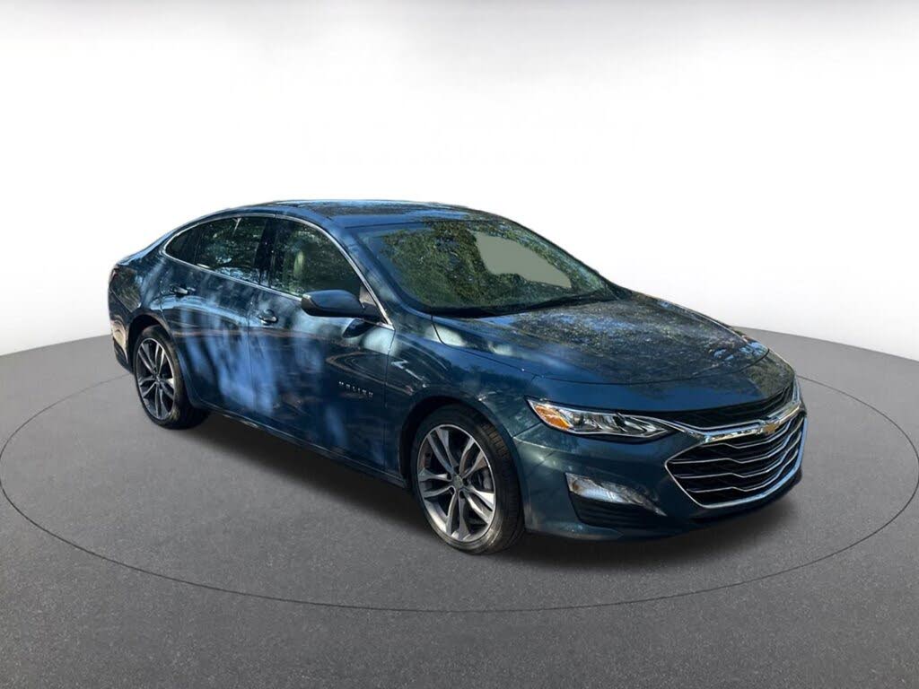 2024 Chevrolet Malibu LT with 2LT FWD