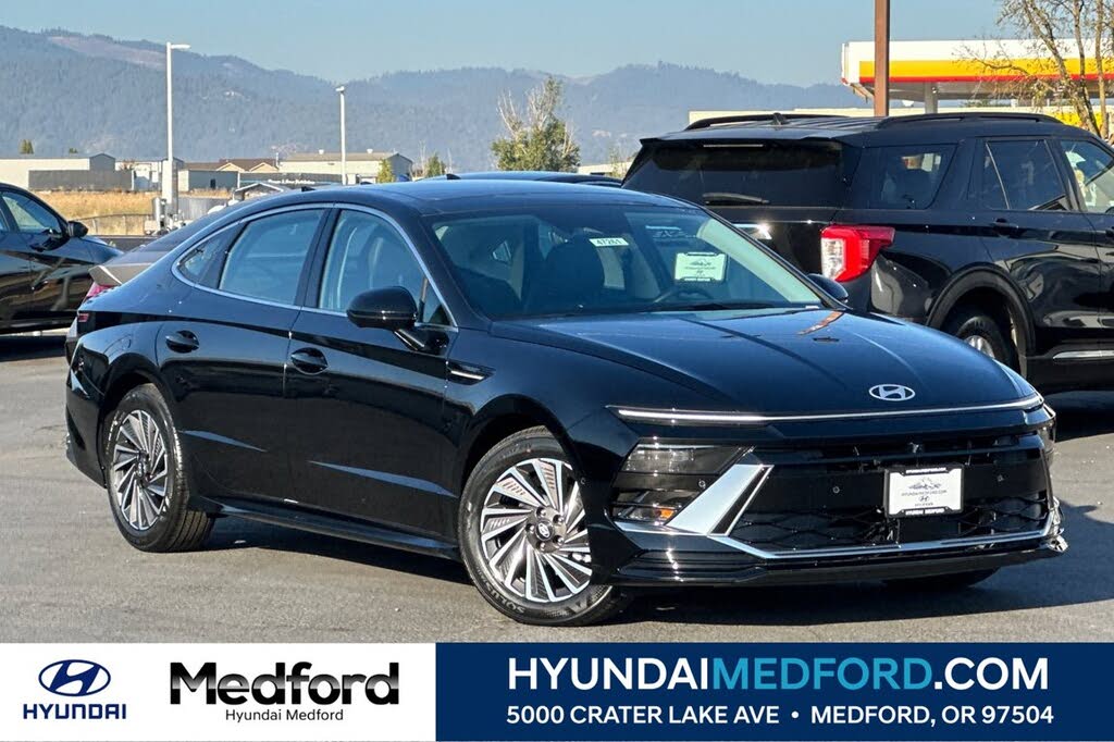 2025 Hyundai Sonata Hybrid Limited FWD