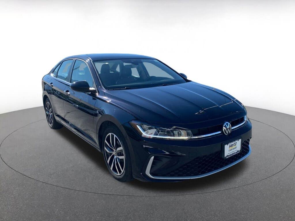 2025 Volkswagen Jetta SE FWD