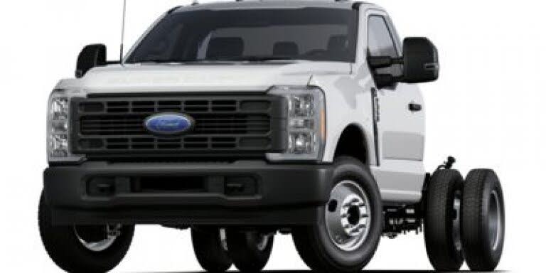 2026 Ford F-350 Super Duty Chassis XL Regular Cab DRW 4WD