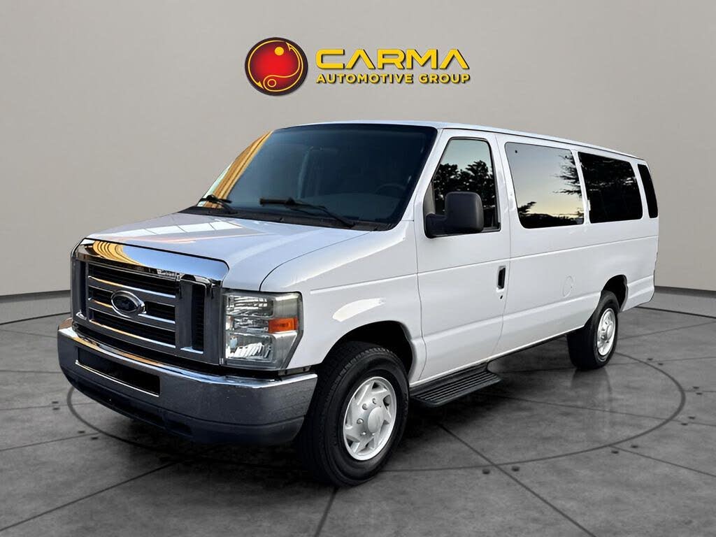 2008 Ford E-Series E-350 XLT Super Duty Extended Passenger Van