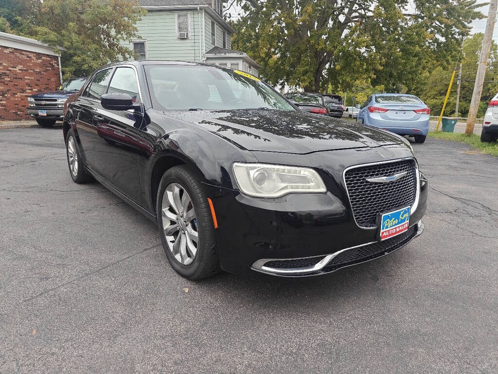 2018 Chrysler 300 Touring AWD