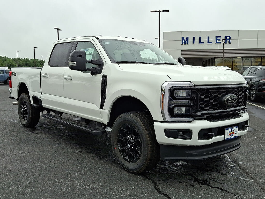 2026 Ford F-250 Super Duty Lariat Crew Cab 4WD