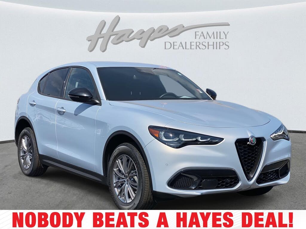 2024 Alfa Romeo Stelvio Sprint AWD