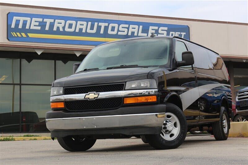 2017 Chevrolet Express Cargo 2500 RWD