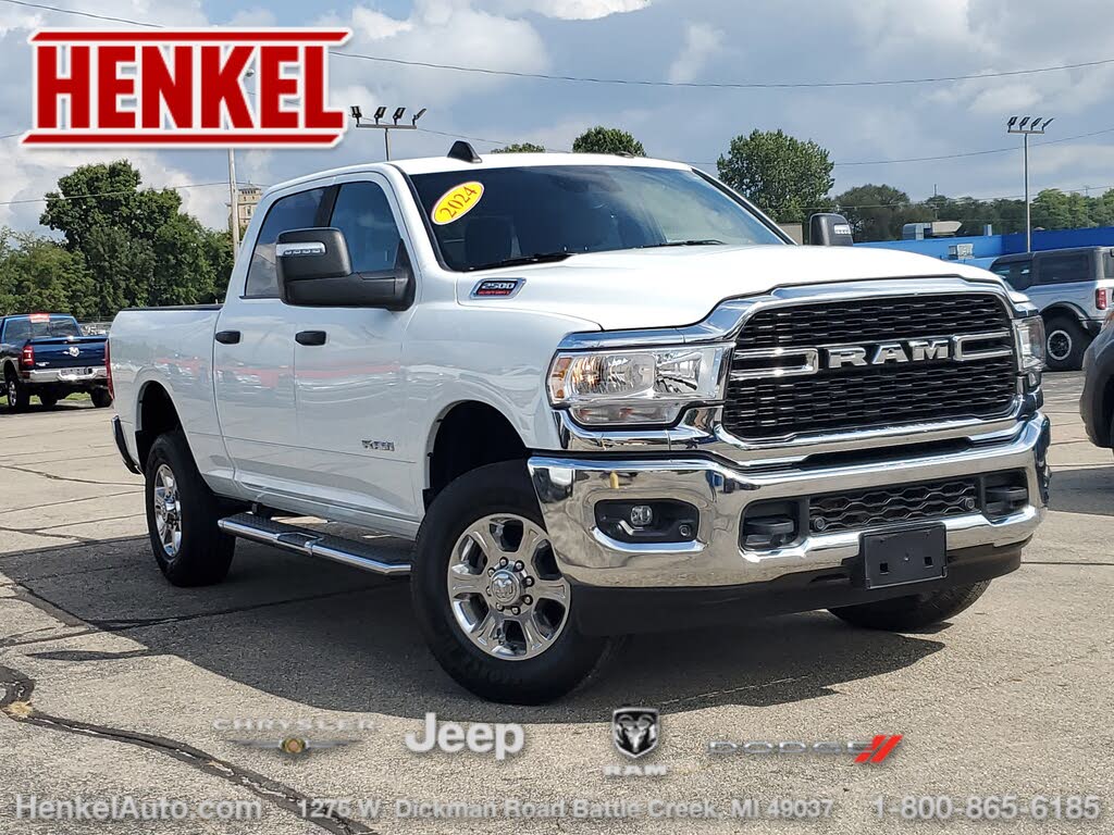 2024 RAM 2500 Big Horn Crew Cab 4WD