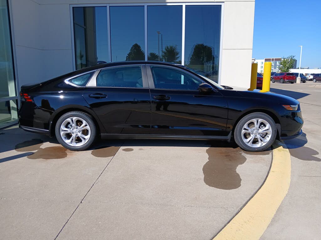 2025 Honda Accord LX FWD