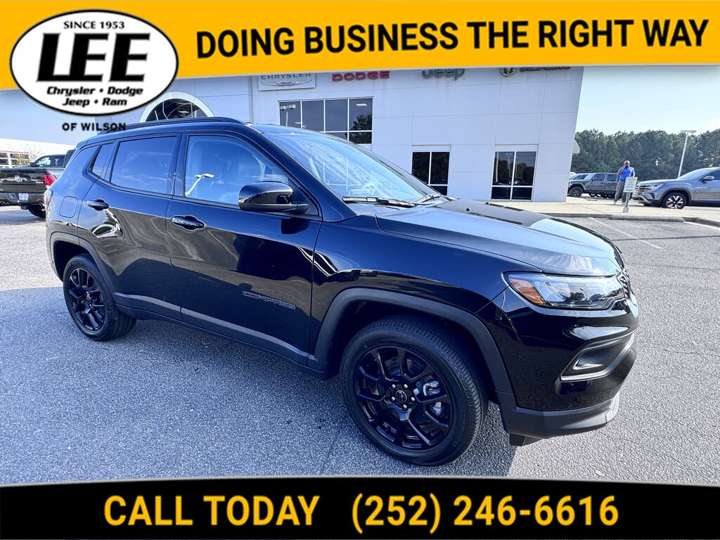 2026 Jeep Compass Latitude Altitude 4WD