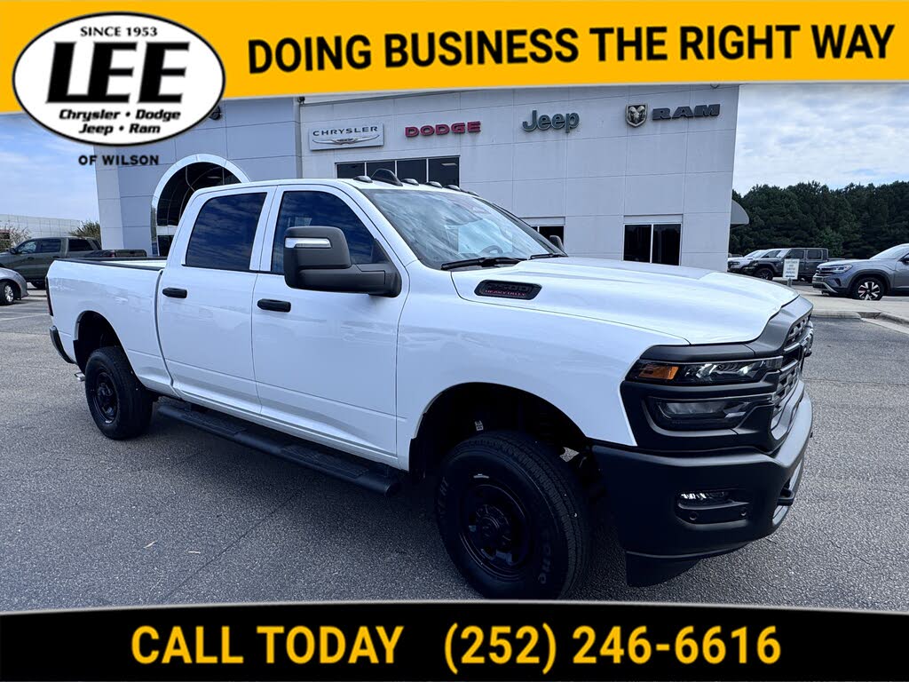 2026 RAM 2500 Tradesman Crew Cab 4WD