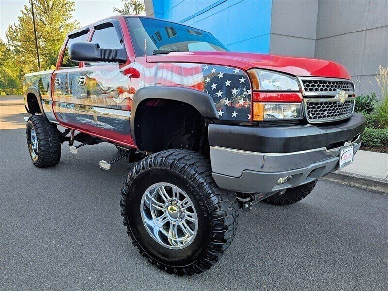 2005 Chevrolet Silverado 2500HD LS Crew Cab 4WD