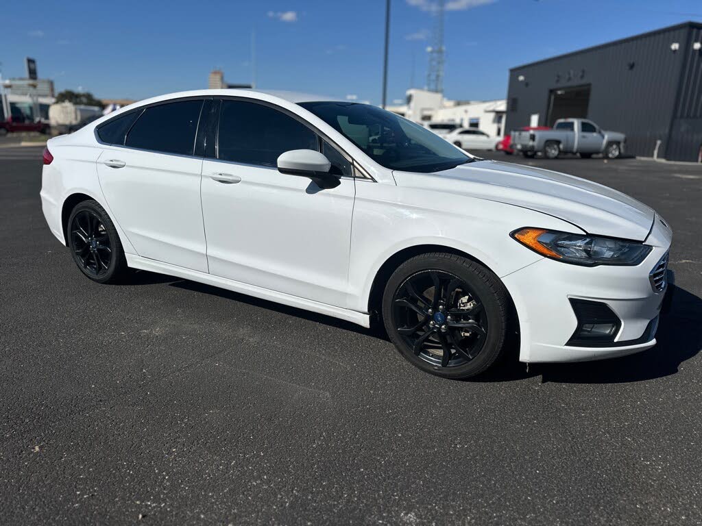 2020 Ford Fusion SE FWD