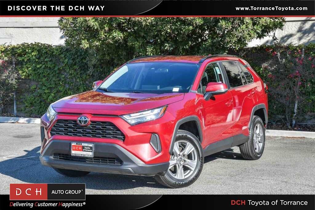 2023 Toyota RAV4 XLE FWD
