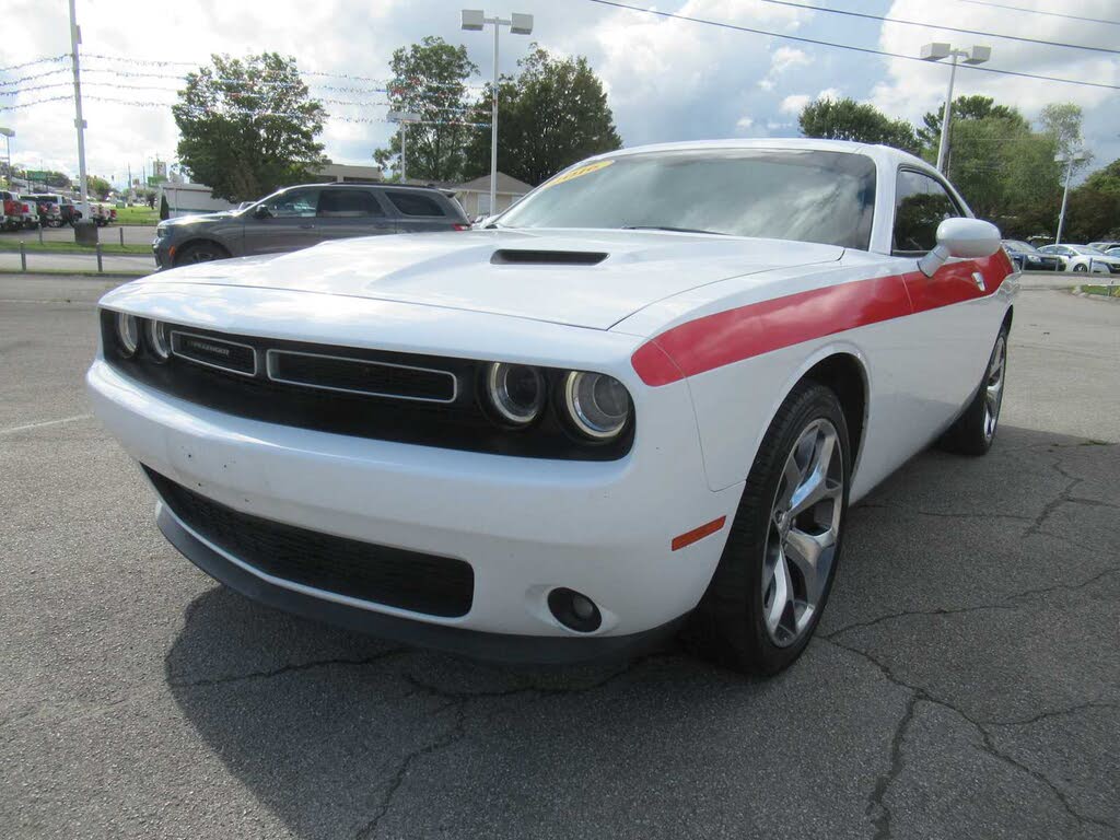 2016 Dodge Challenger SXT Plus RWD