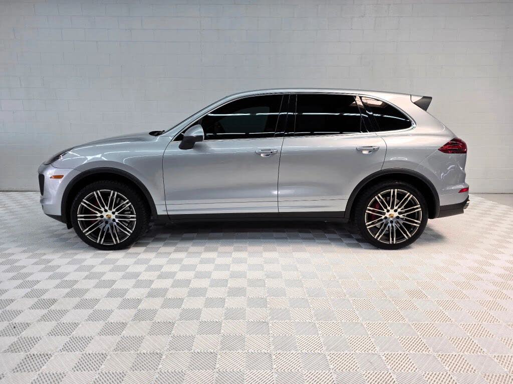 2015 Porsche Cayenne Turbo AWD