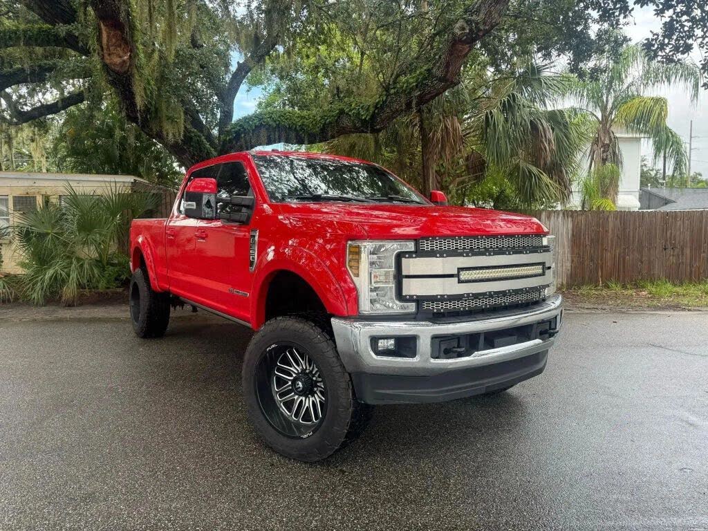 2018 Ford F-350 Super Duty Lariat Crew Cab 4WD