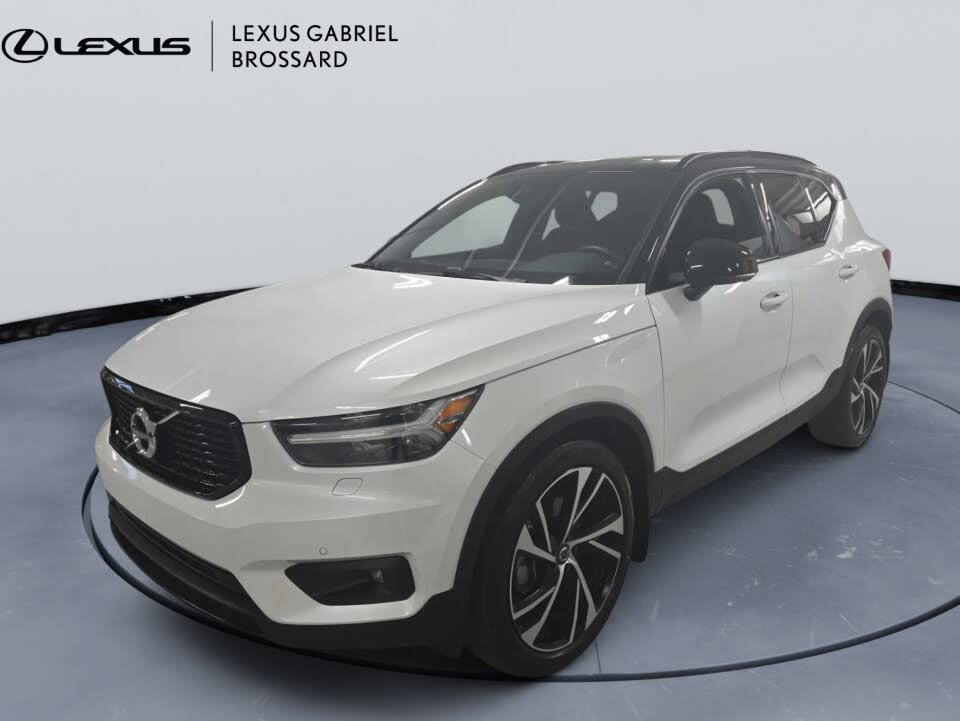 2022 Volvo XC40 T5 R-Design AWD