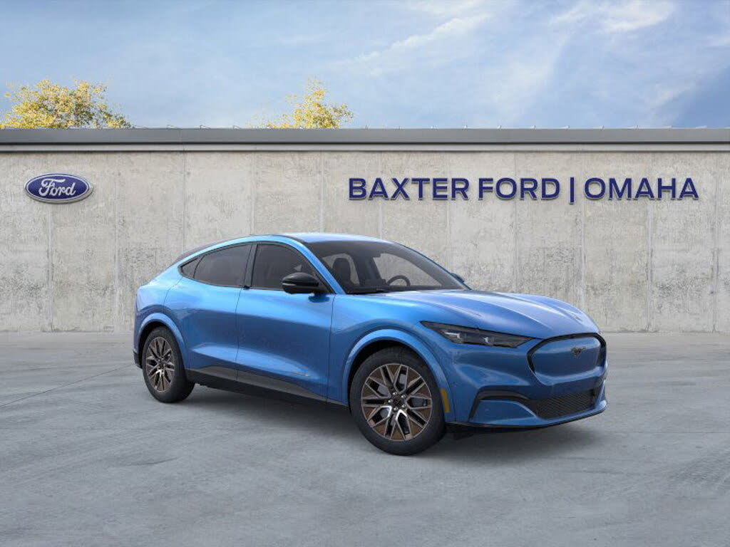 2025 Ford Mustang Mach-E Premium AWD