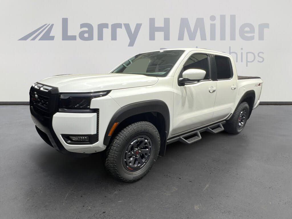 2026 Nissan Frontier PRO-4X Crew Cab 4WD