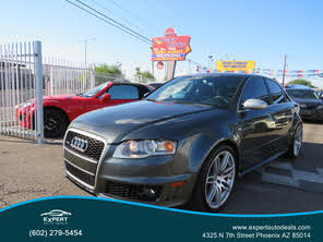 Audi RS 4 quattro Sedan AWD