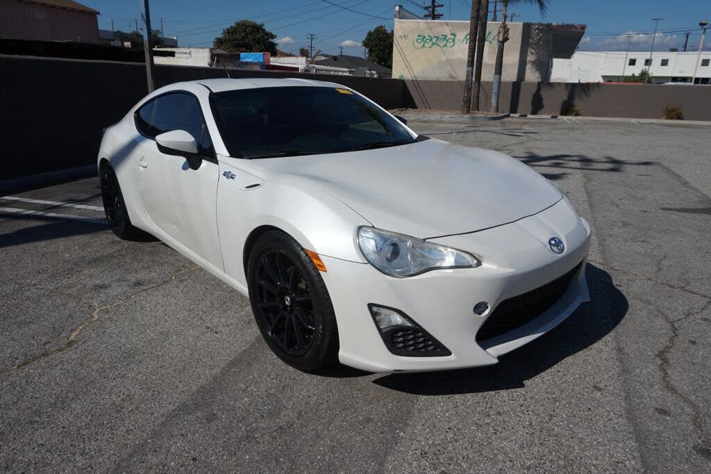 2013 Scion FR-S Base