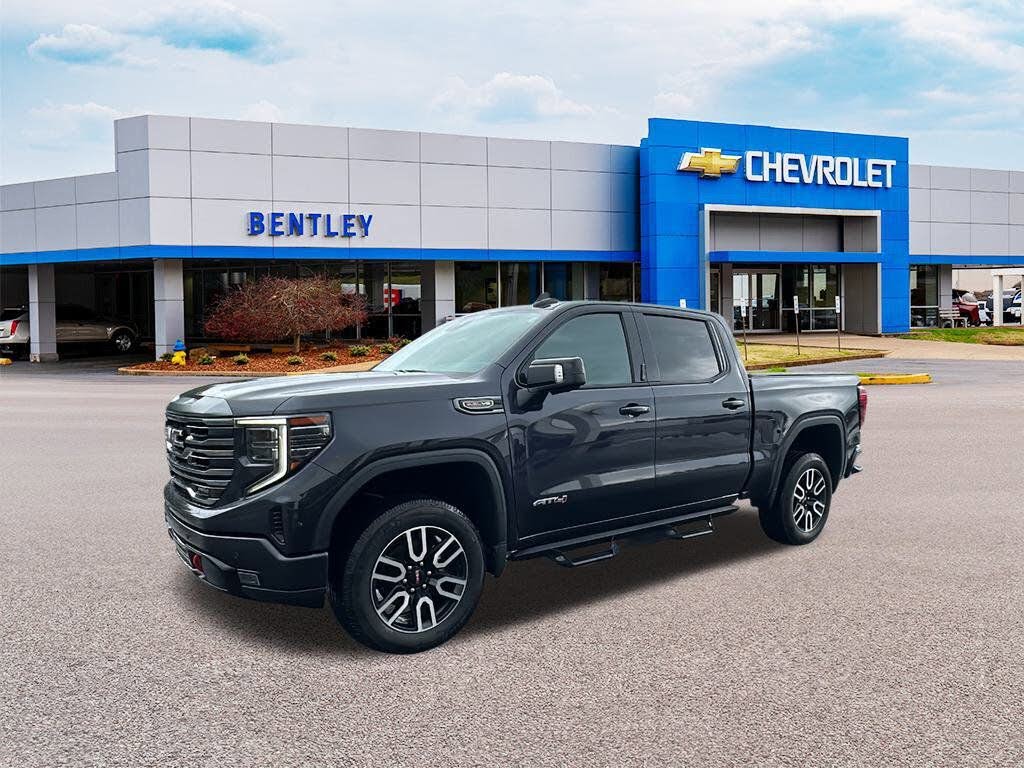 2022 GMC Sierra 1500 AT4 Crew Cab 4WD