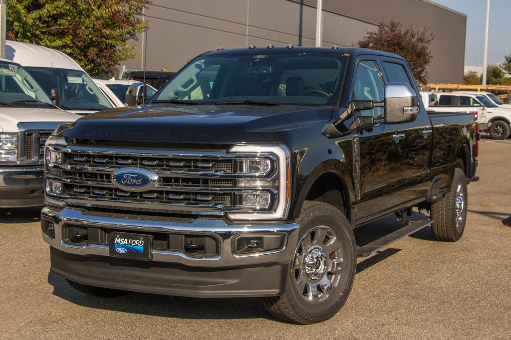2026 Ford F-350 Super Duty Lariat Crew Cab 4WD