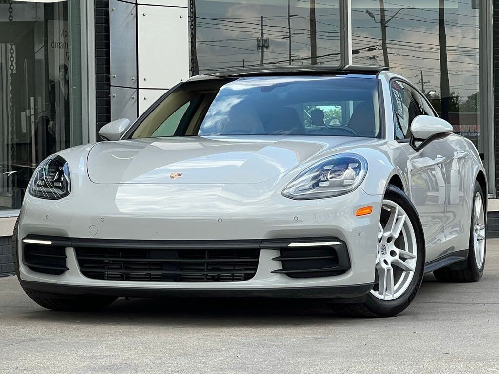 2018 Porsche Panamera 4 AWD