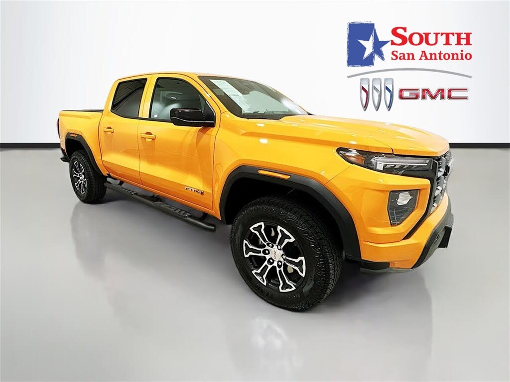 2025 GMC Canyon AT4
