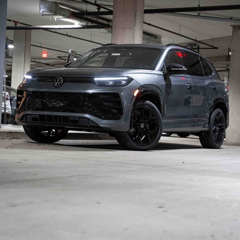 2025 Volkswagen Tiguan SE R-Line Black 4Motion