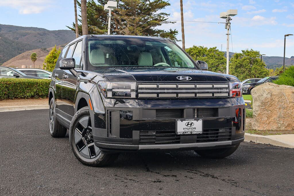 2026 Hyundai Santa Fe Hybrid SE FWD