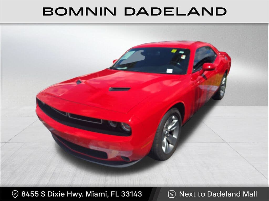 2020 Dodge Challenger SXT RWD