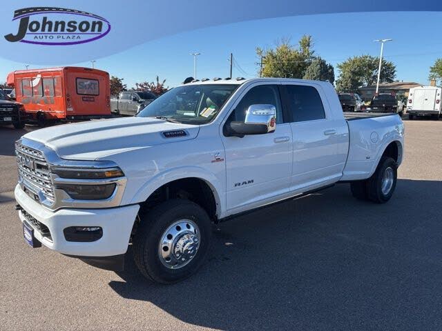 2026 RAM 3500 Limited Mega Cab DRW 4WD