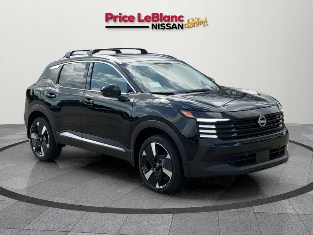 2025 Nissan Kicks SR FWD