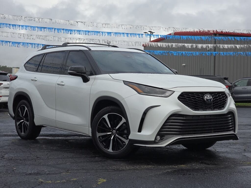 2022 Toyota Highlander XSE FWD