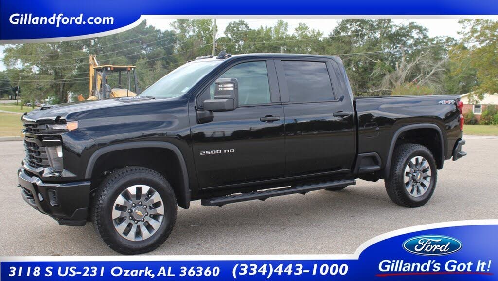 2024 Chevrolet Silverado 2500HD Custom Crew Cab 4WD