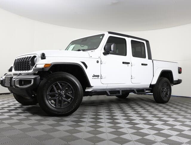 2024 Jeep Gladiator Sport Crew Cab 4WD
