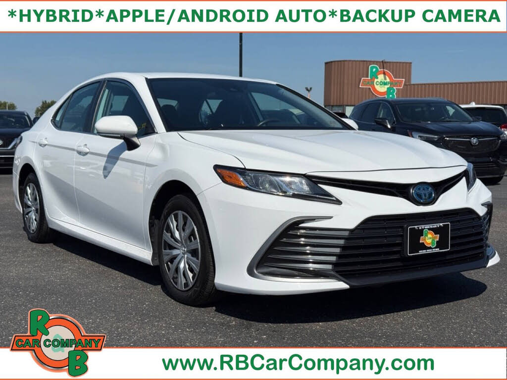 2022 Toyota Camry Hybrid LE FWD