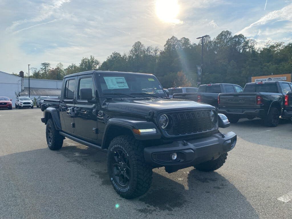 2025 Jeep Gladiator Willys Crew Cab 4WD