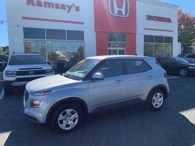 2022 Hyundai Venue Essential FWD