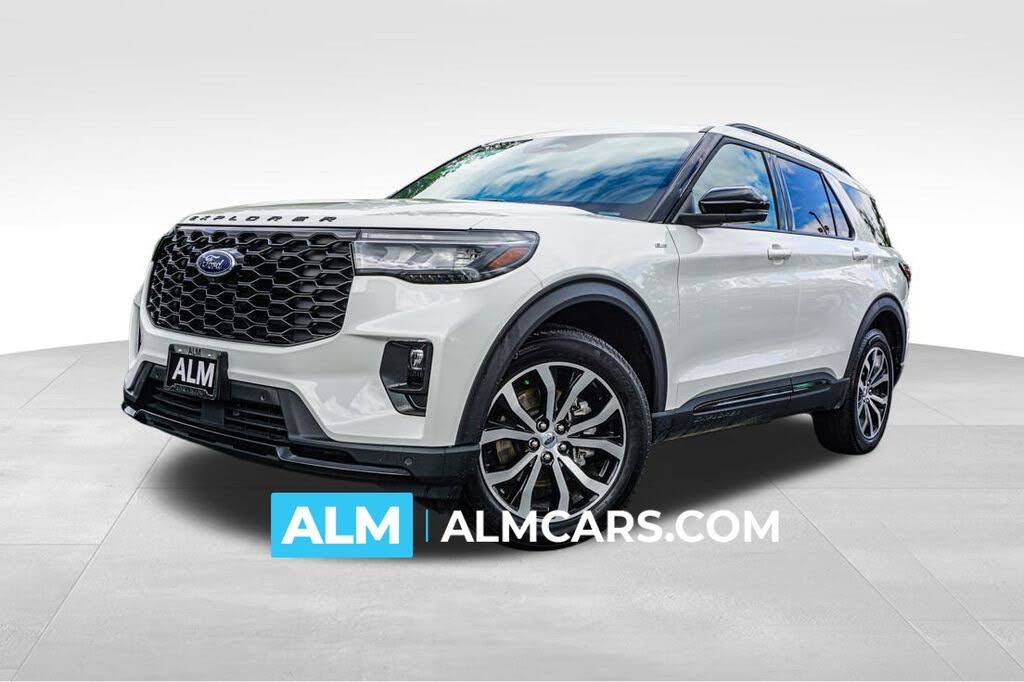 2025 Ford Explorer ST-Line AWD