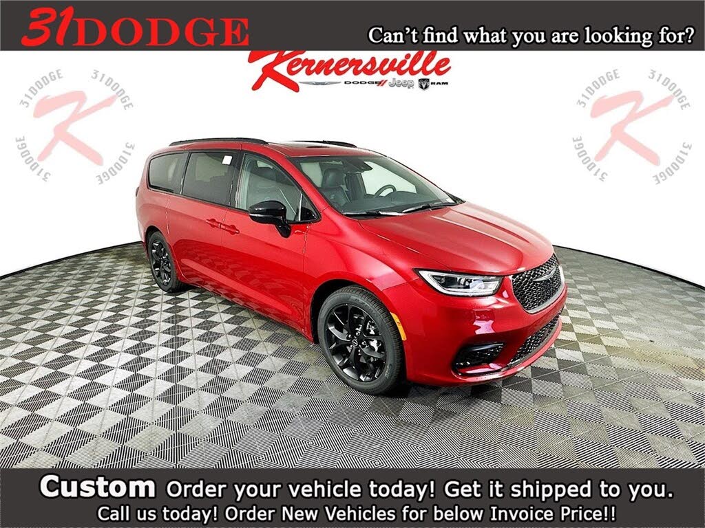 2026 Chrysler Pacifica Limited FWD