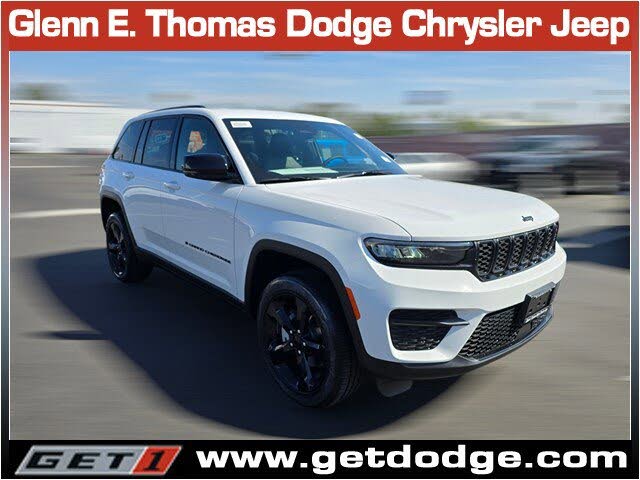 2025 Jeep Grand Cherokee Altitude RWD