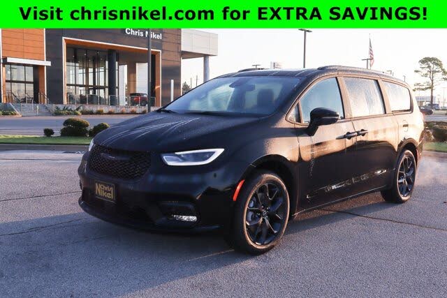 2026 Chrysler Pacifica Limited AWD