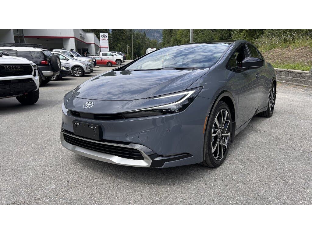 2025 Toyota Prius Plug-In Hybrid XSE FWD