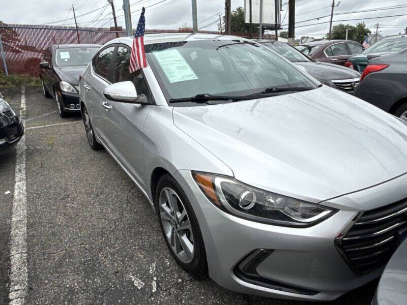 2017 Hyundai Elantra SE FWD