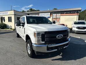 Ford F-350 Super Duty XL Crew Cab 4WD
