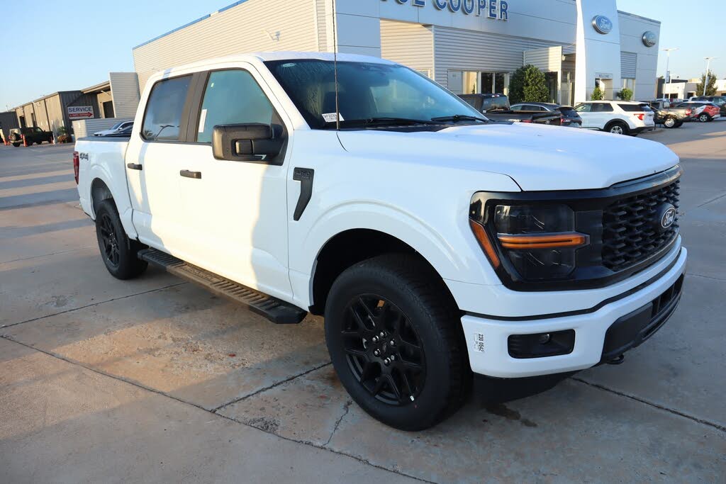2025 Ford F-150 STX 4dr SuperCrew 4WD