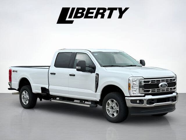 2026 Ford F-350 Super Duty XLT Crew Cab 4WD
