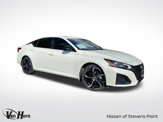 2023 Nissan Altima 2.5 SR FWD